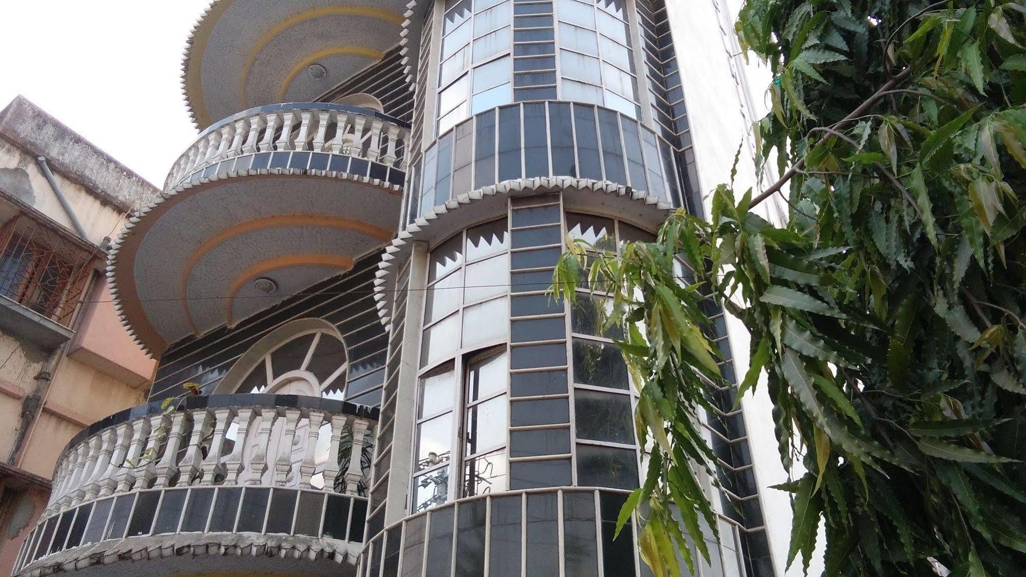 New Hotel White Palace Kolkata Exterior photo